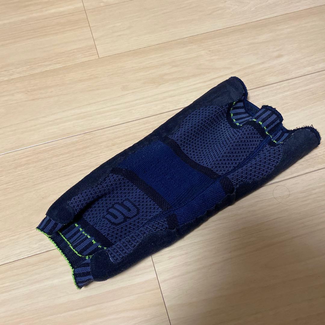 BAUERFEIND 膝サポーター
