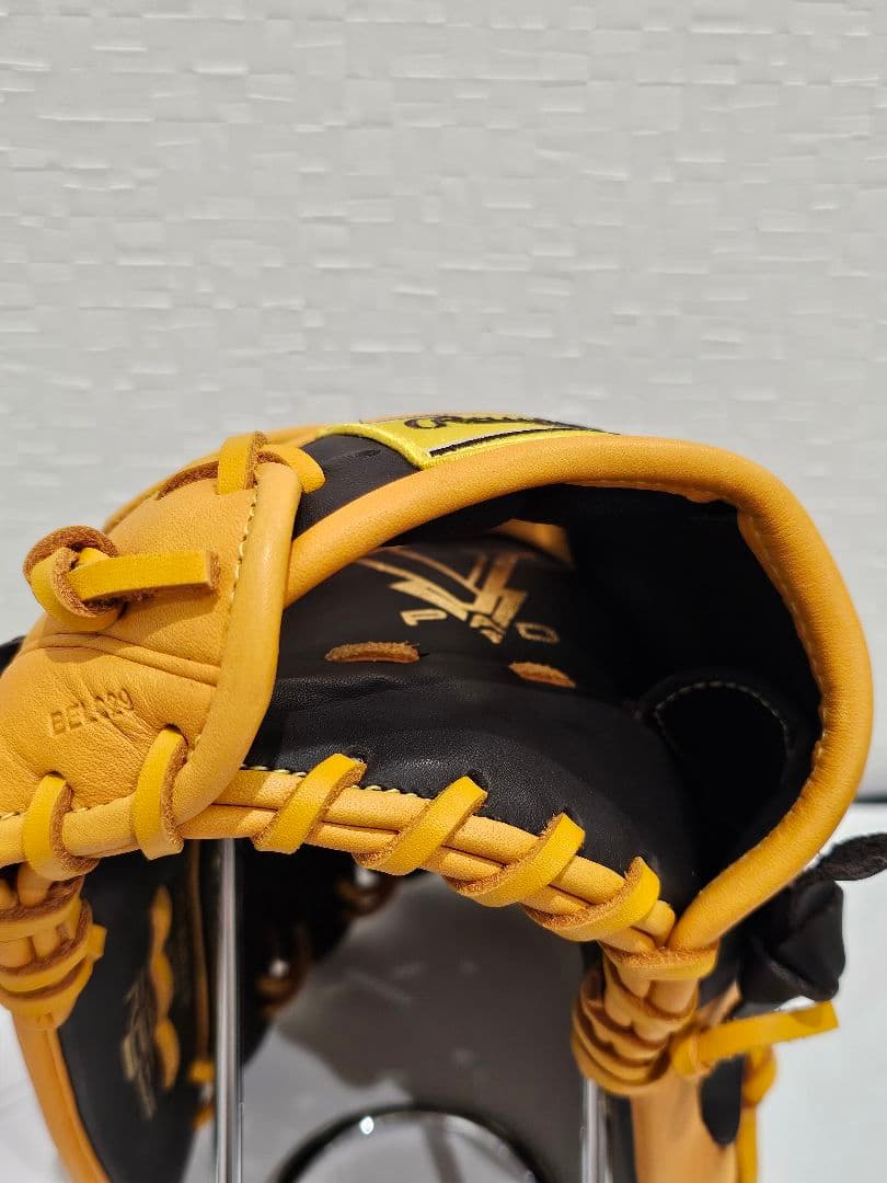 【新品未使用】ローリングス グローブ 軟式オールフィールダー用 (パドレス)
