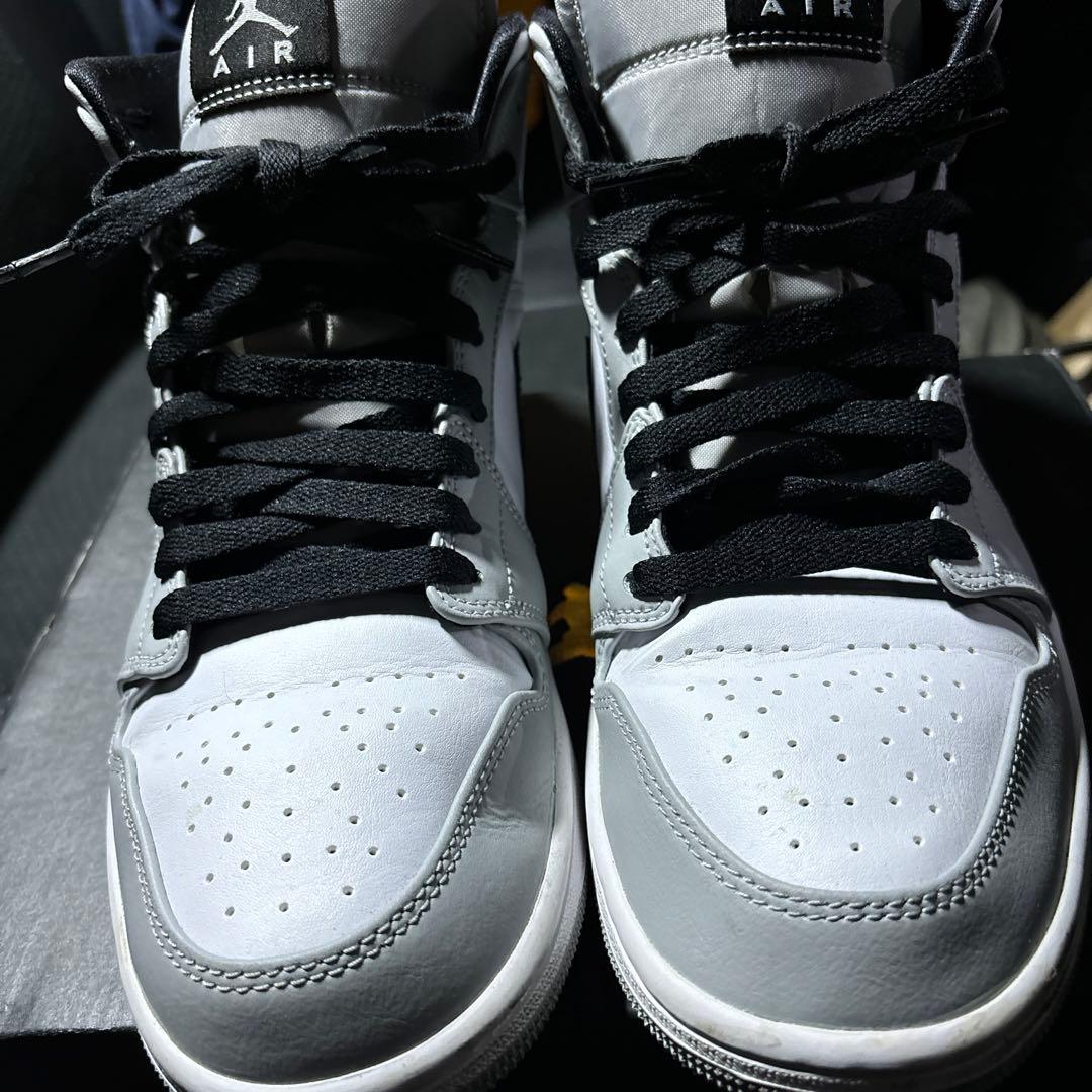 ま*け様 NIKE27センチ