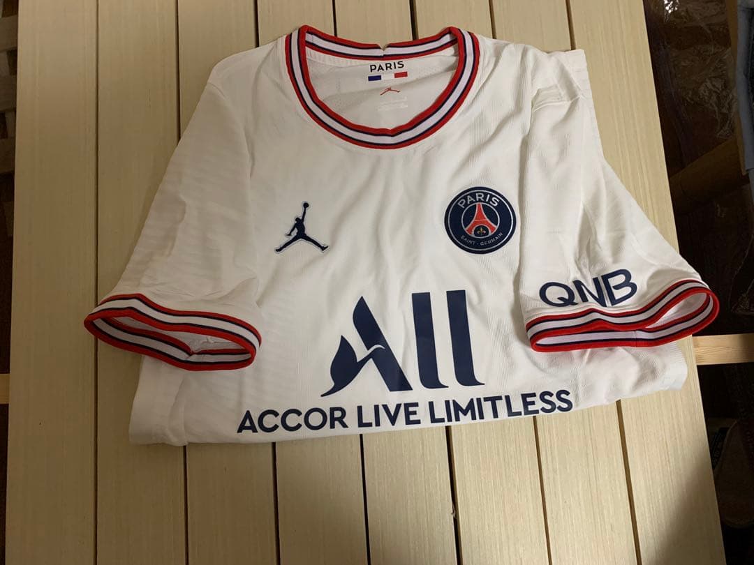新品未使用品　NIKE 半袖 Tシャツ