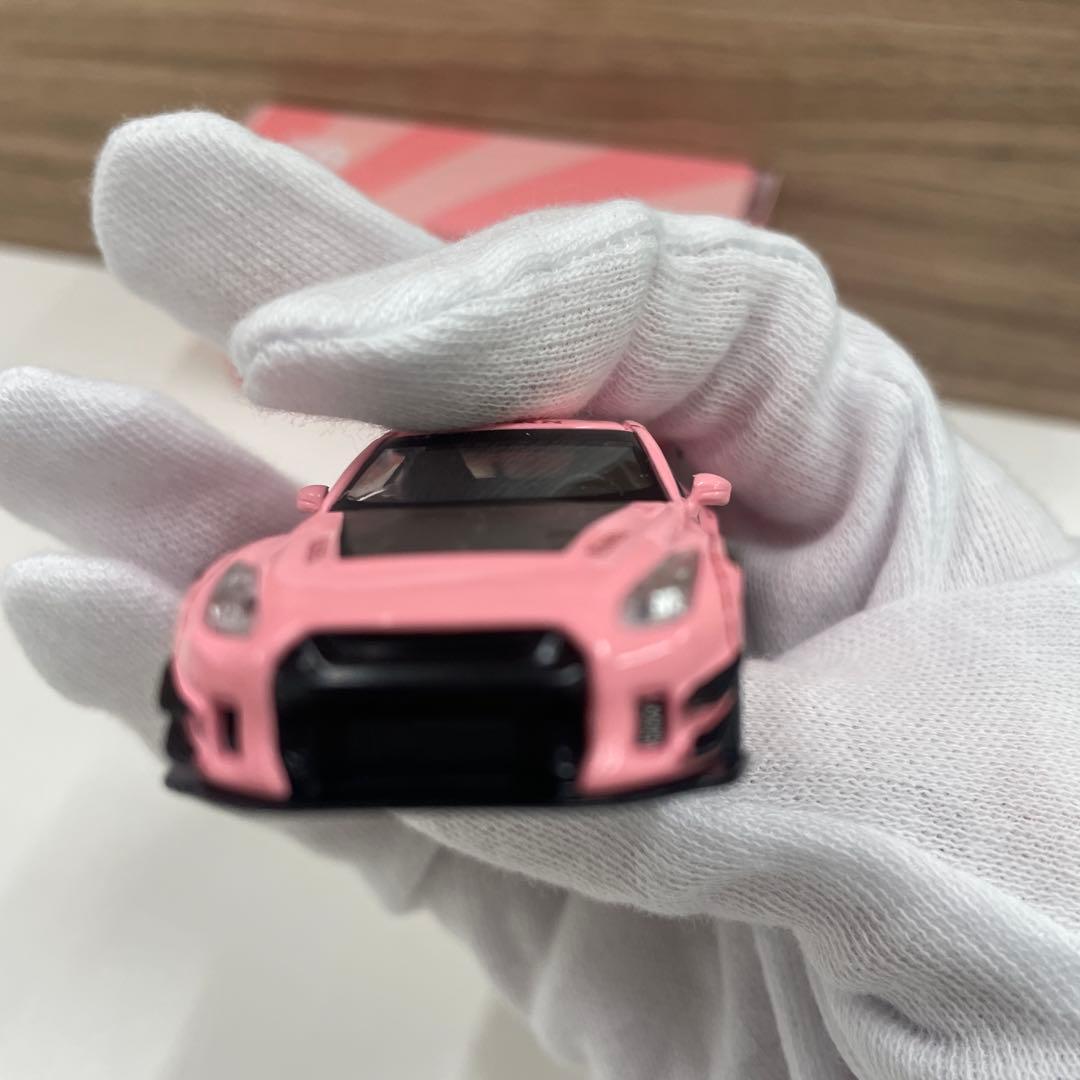 LIBERTY WALK 76 ピンク ミニカー