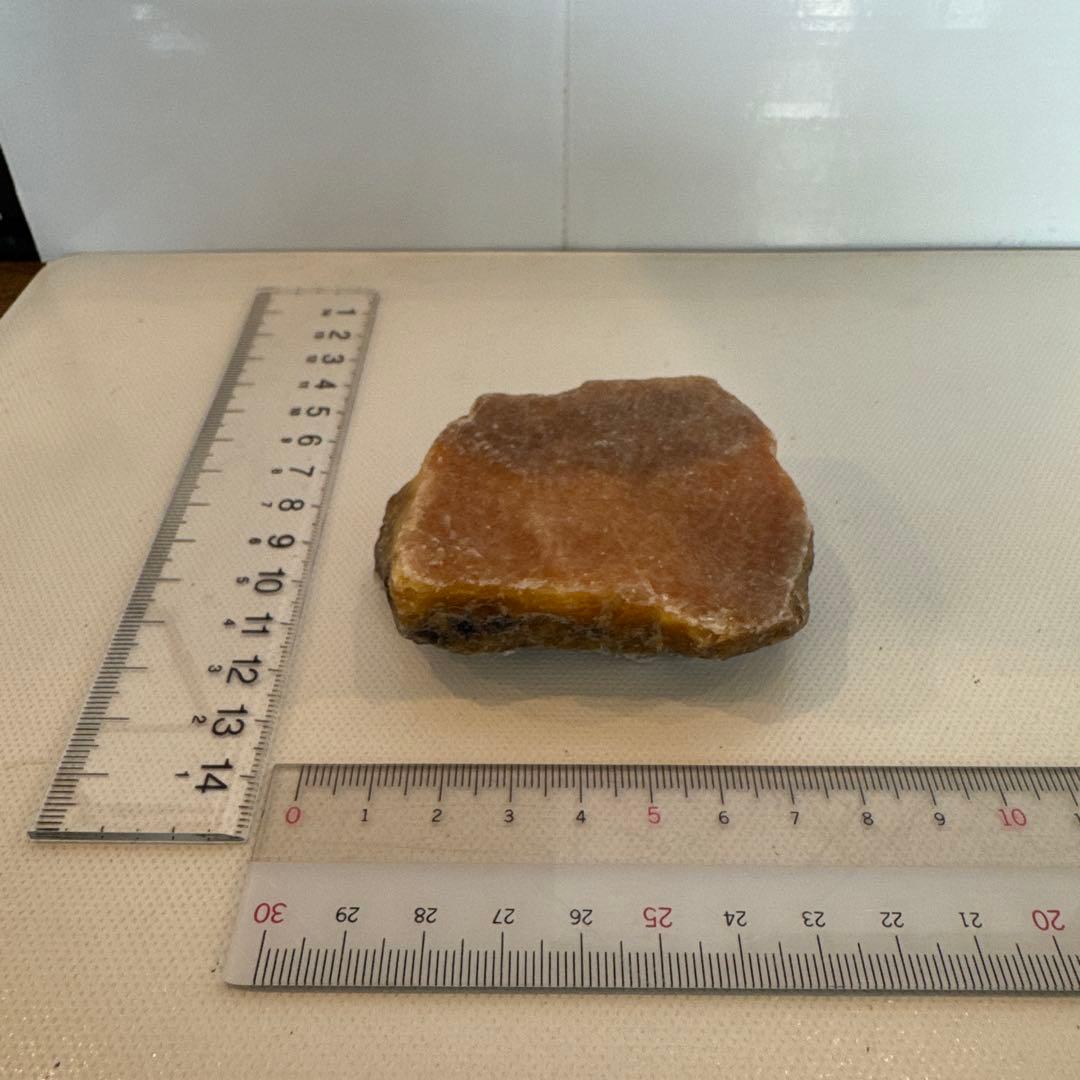 【松田様 ご検討品】北海道石　然別オパール　蛍光オパール 123ｇ