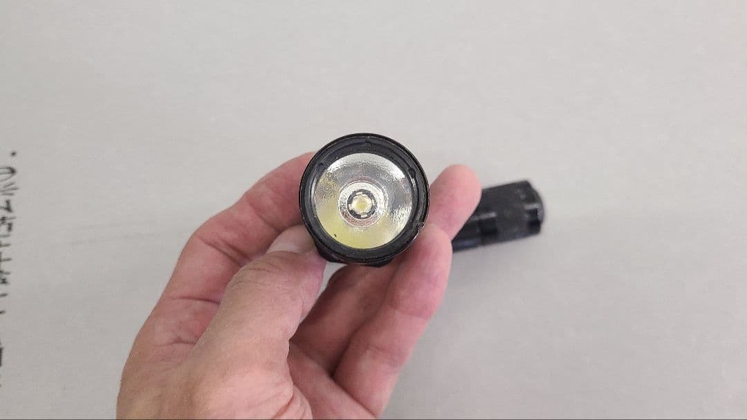 SureFire P60 シュアファイア