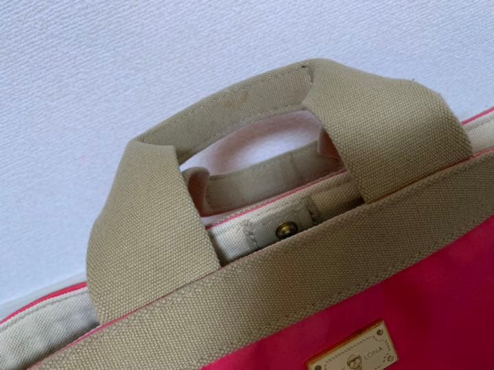 マークアンドロナ　カートバッグ　カモフラ柄　ピンク