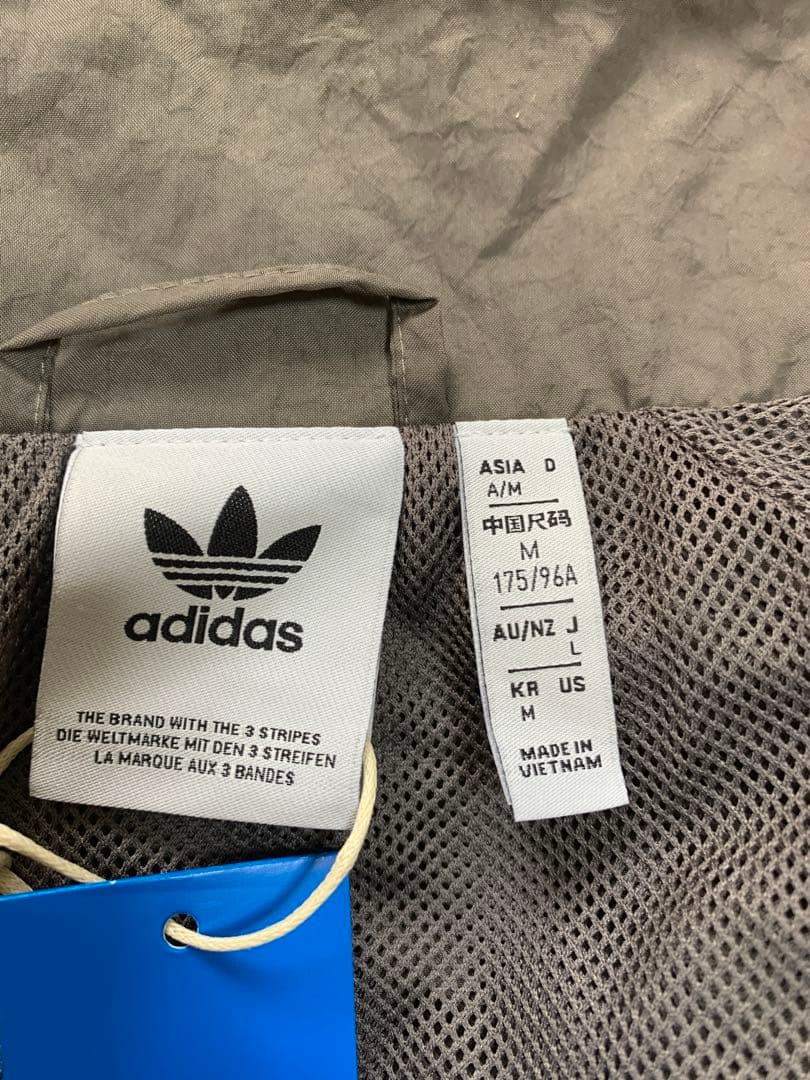 レアルマドリード　アンセム　ジャケット　adidas Real Madrid