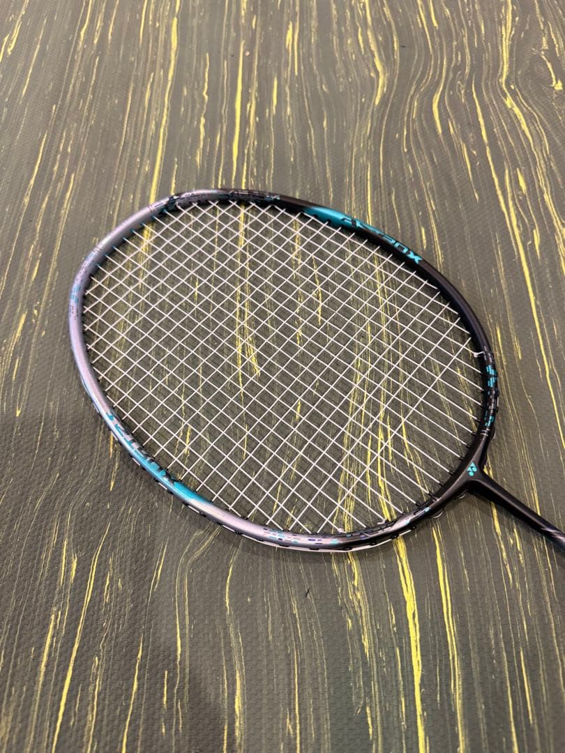 ヨネックス アストロクス88D tour 4UG5