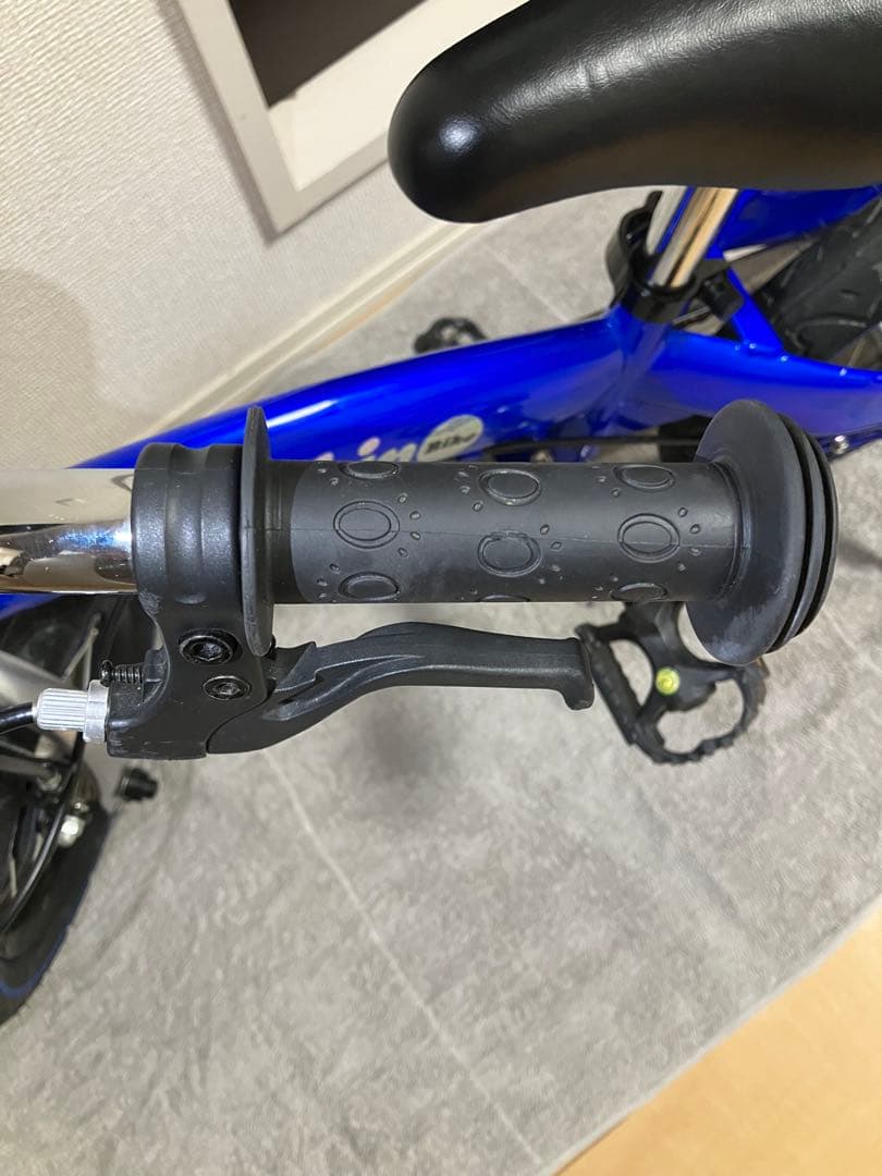 Henshin Bike へんしんバイク 12インチ 青 スタンド付