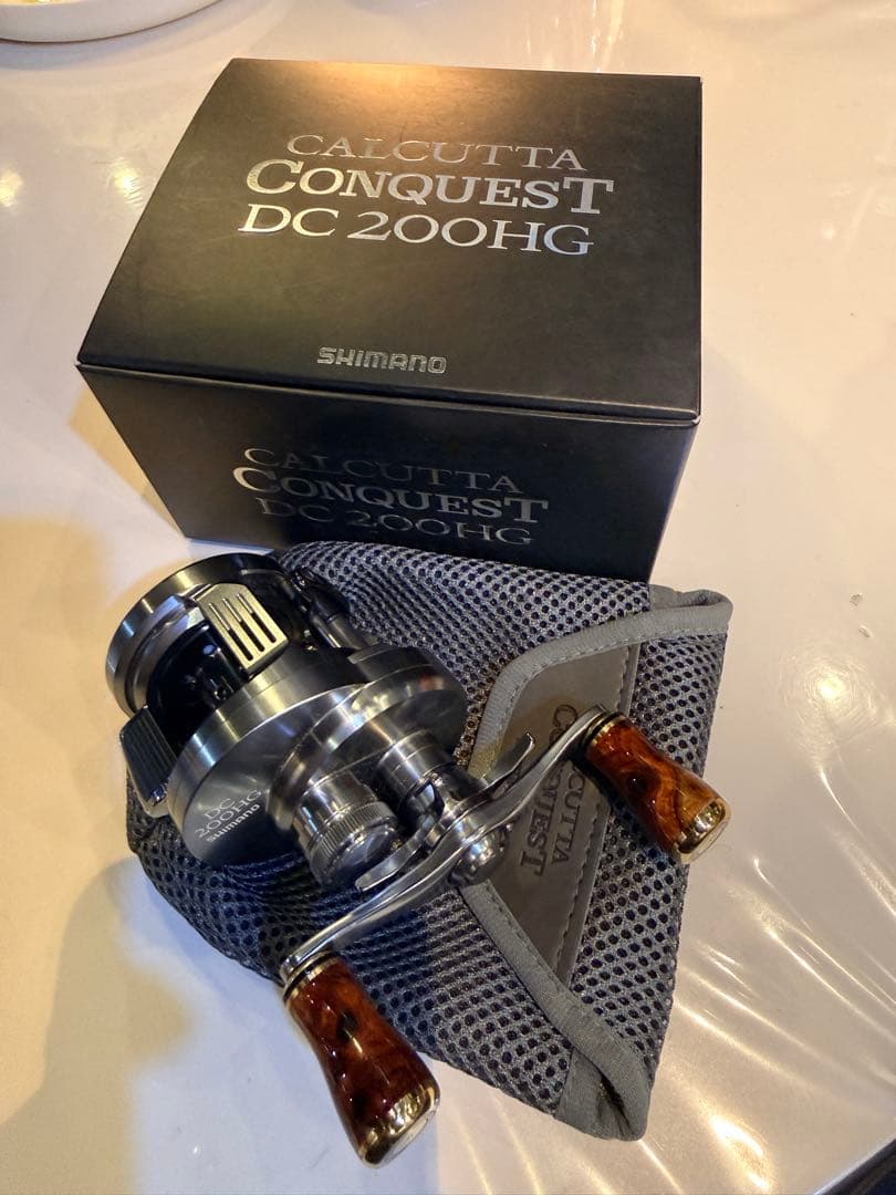 20カルカッタコンクエスト200DC HG 未使用　バック携帯はありですが未使用