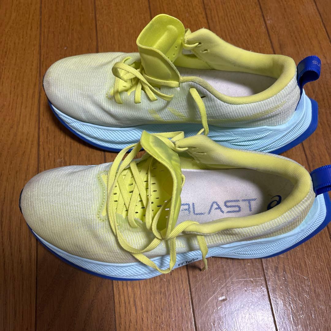 アシックス SUPERBLAST スーパーブラスト