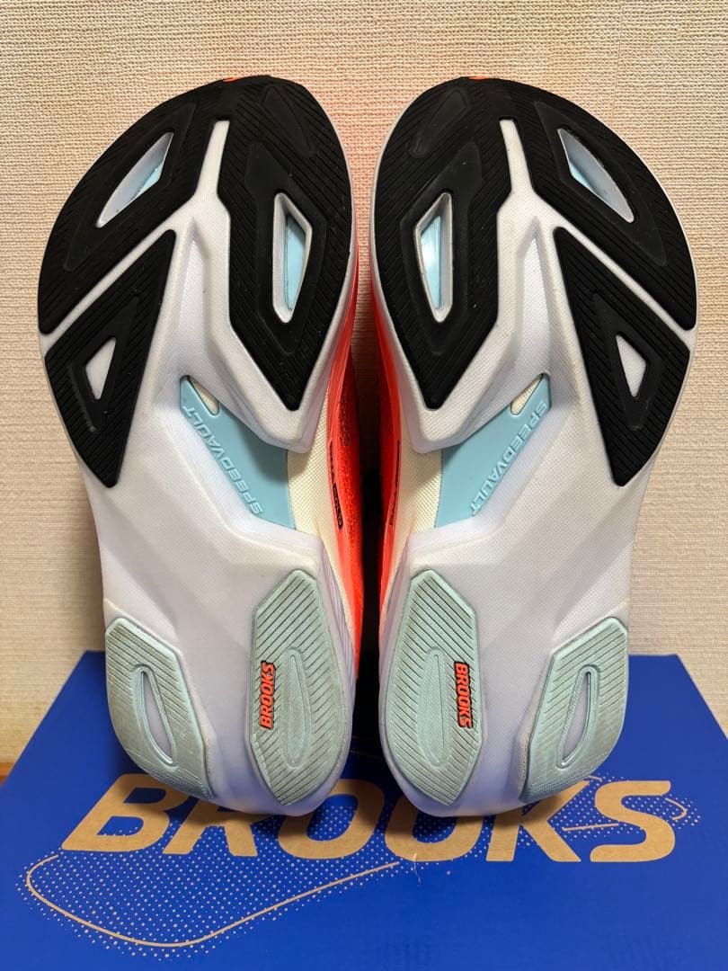 BROOKS／HYPERION MAX 3 （27㎝）