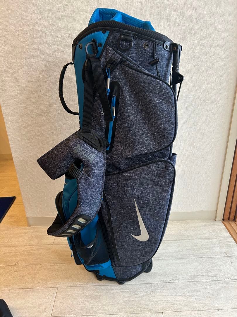 Nike スタンド式ゴルフバッグ