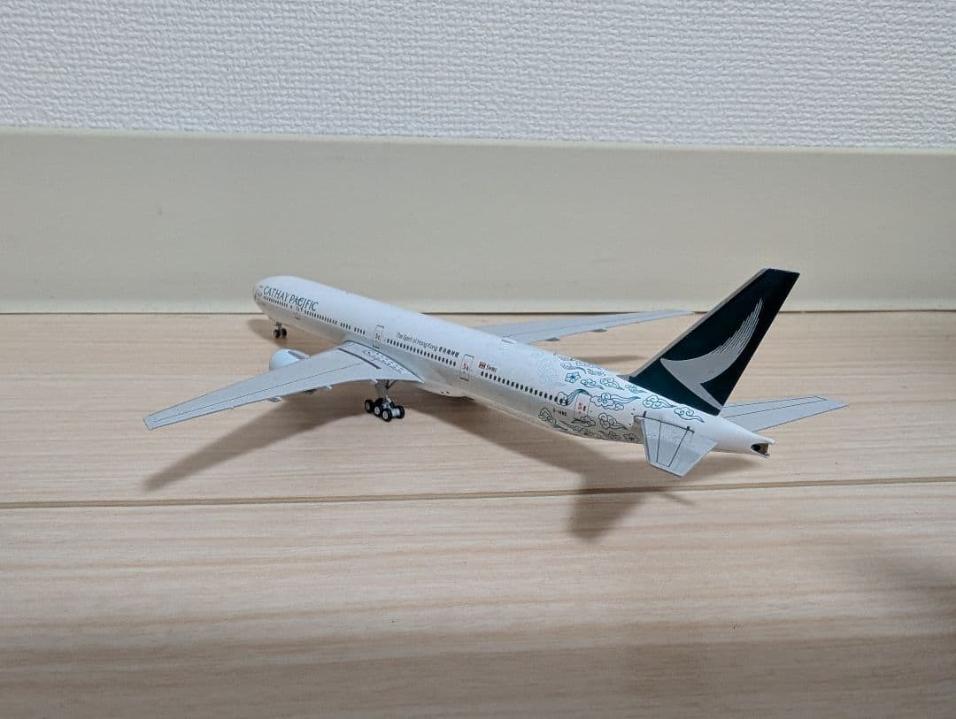 キャセイパシフィック B777-300 B-HNK 1/400