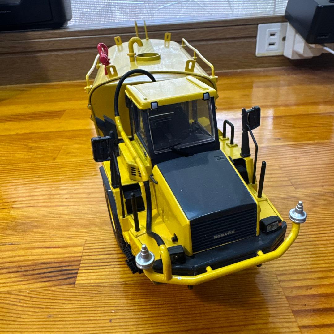 MEGA 6000 コマツ 散水車