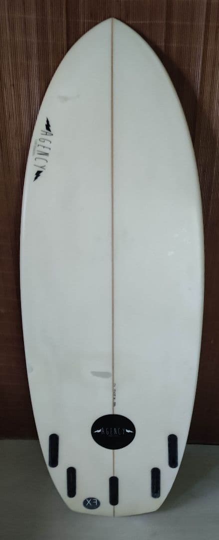 ●小波BULLANT5'6\" AGENCYサーフボードEPS