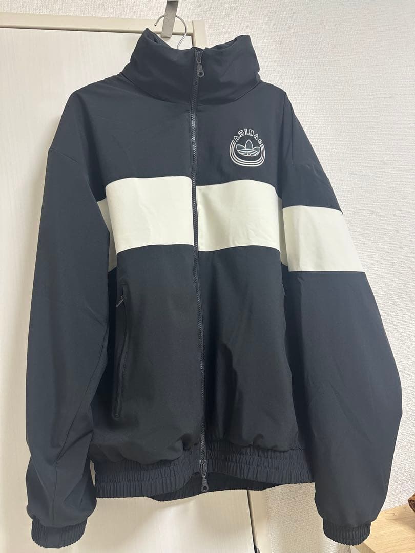 【超美品】adidas ウィンドブレーカー ブラック スタンドカラー