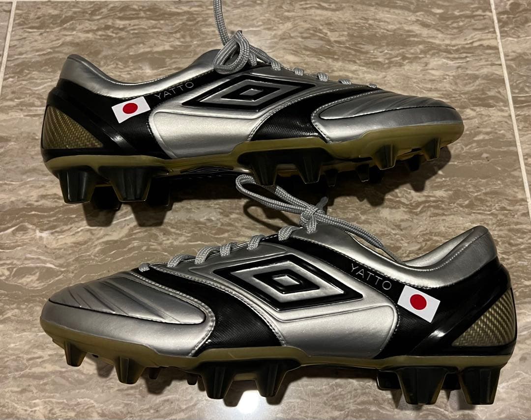遠藤保仁 着用モデル 2010W杯 限定7足 アンブロ 27cm