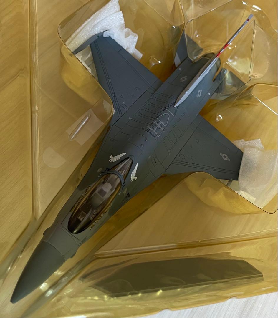 新品未開封 ドラゴンウイング 1/72 米空軍 F16Cファイティングファルコン