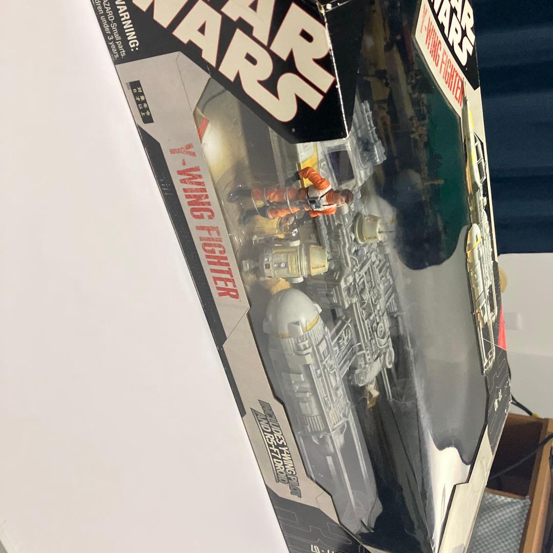スターウォーズ Y-WING FIGHTER