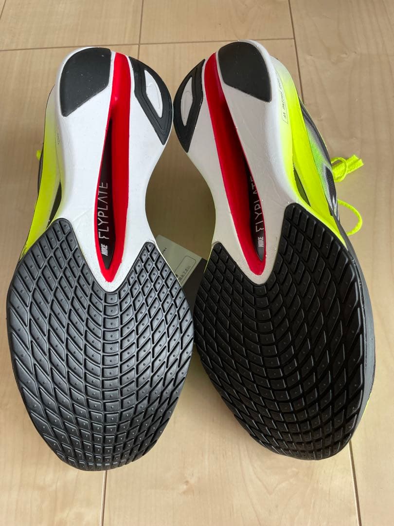 【新品未使用】ZOOMX VAPORFLY NEXT% 4 24.0cm
