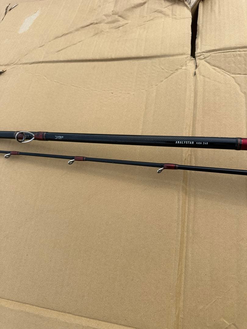 タ*!様 DAIWA ANALYSTAR KADA 240 船竿 黒/赤
