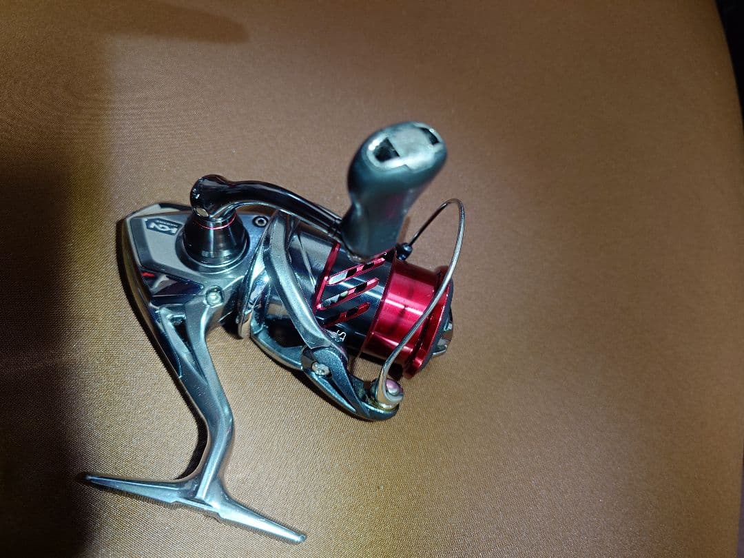 ストラディックci4＋ C2500S スピニングリール