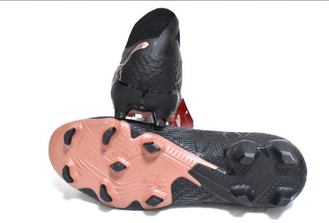 PUMA プーマ フューチャー 7 アルティメット FG/AG 25.5cm