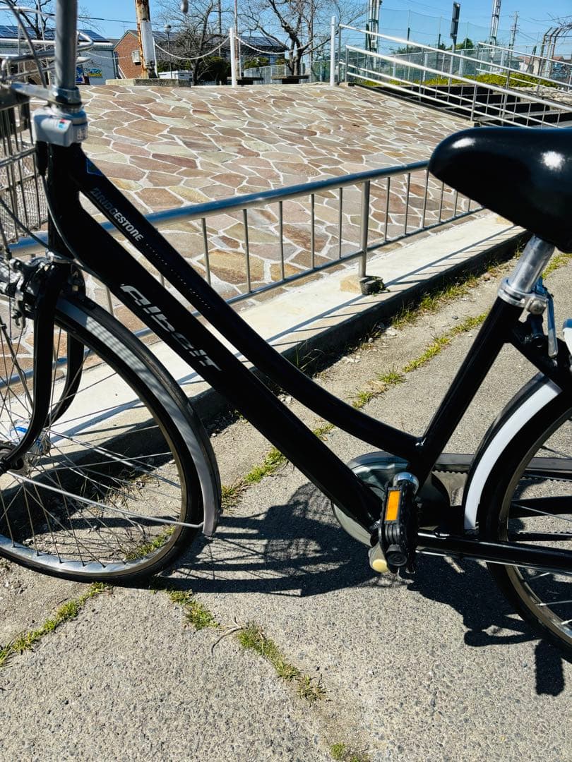 愛知県一宮市受取条件　アルベルト　自転車　L型　27インチ　鍵3本　黒色ブラック