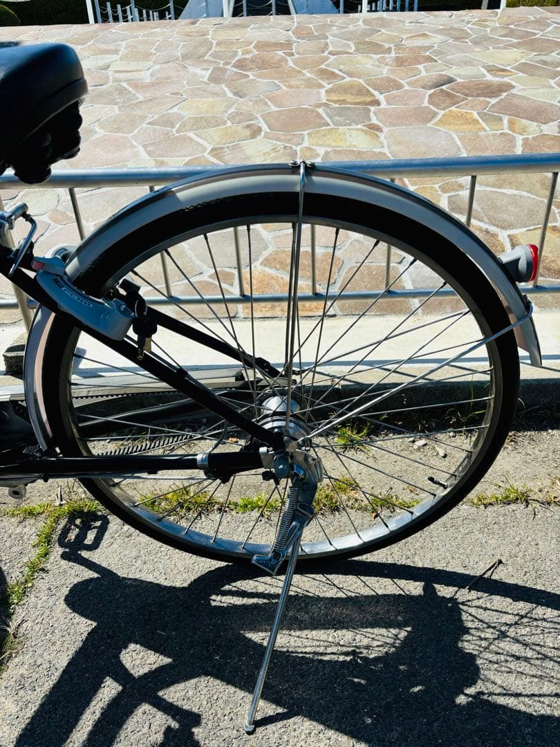 愛知県一宮市受取条件　アルベルト　自転車　L型　27インチ　鍵3本　黒色ブラック