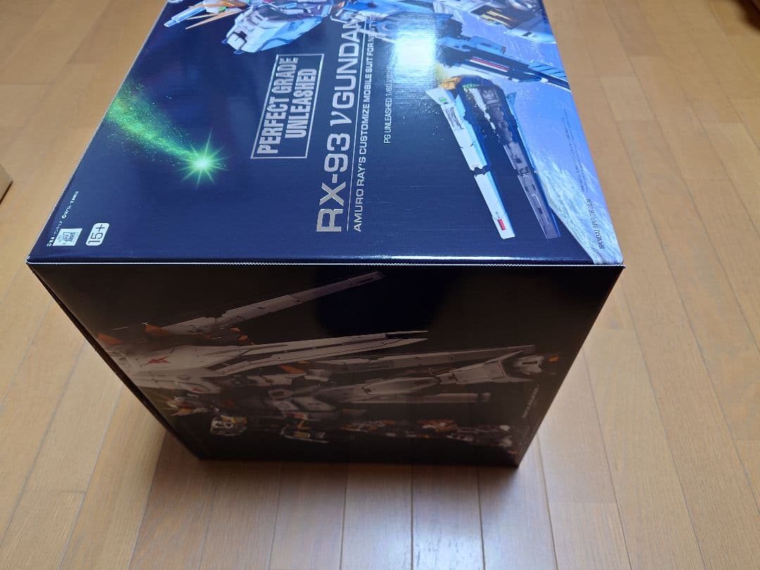 【新品未開封】PG　UNLEASHED1/60νガンダム+LEDユニット