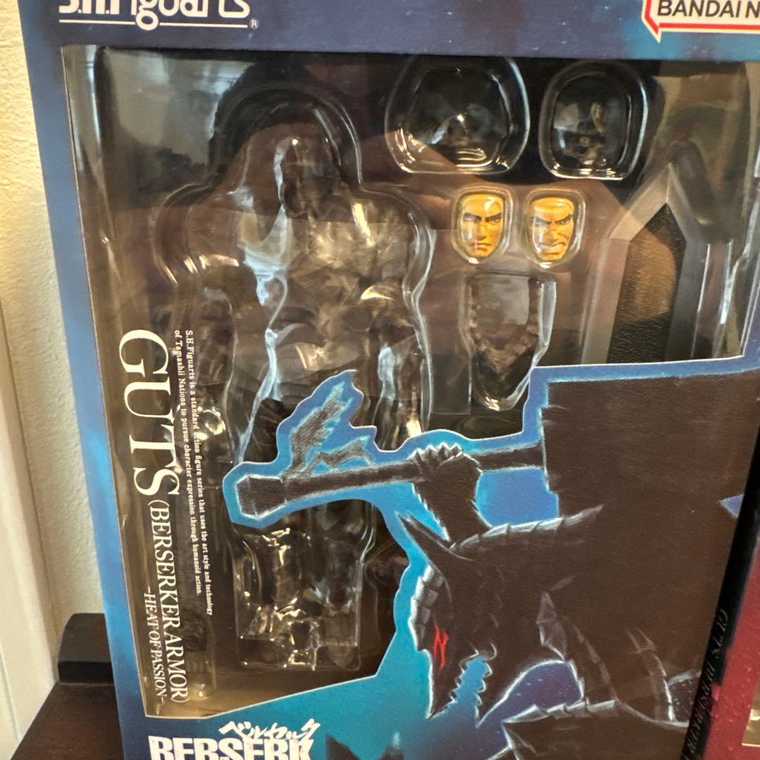 SH Figuartsフィギュアーツ ガッツ ベルセルク 狂戦士の甲冑　激情