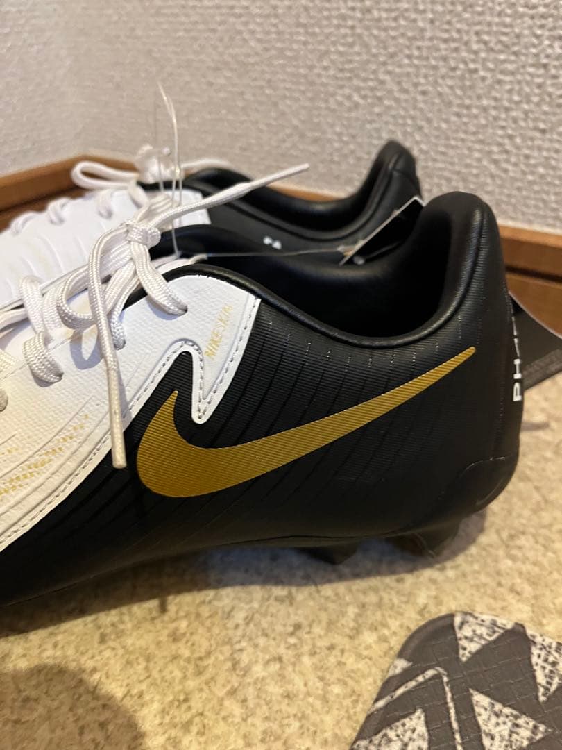 ☆新品☆サッカースパイク NIKE ファントムGX IIアカデミー 24.5