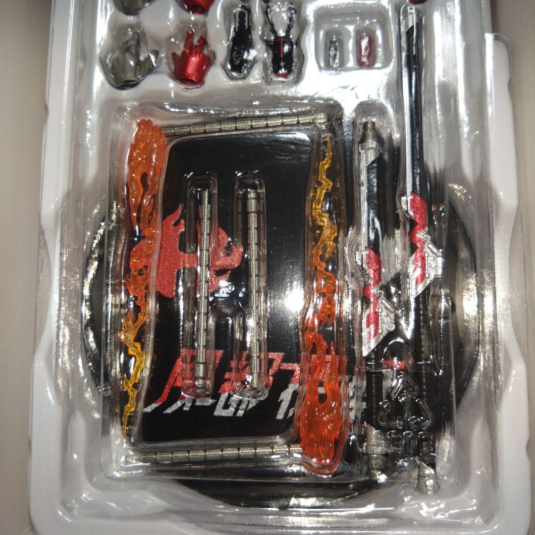 S.H.Figuarts（真骨彫製法）仮面ライダーW ヒートメタル　ルナトリガー