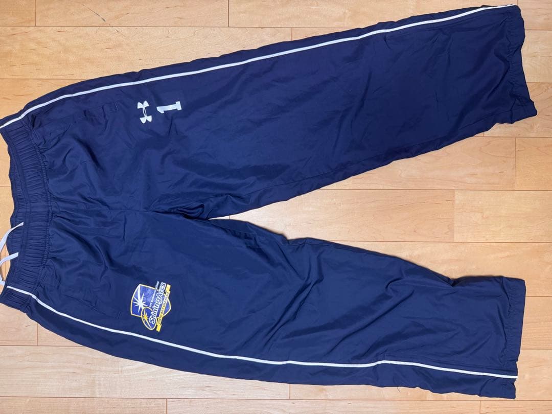 Under Armour ShiningAcs ウォームアップウェア セット