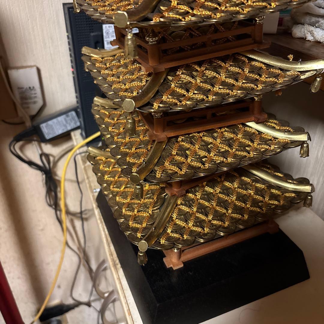 金色 五重塔 置物 約30cm