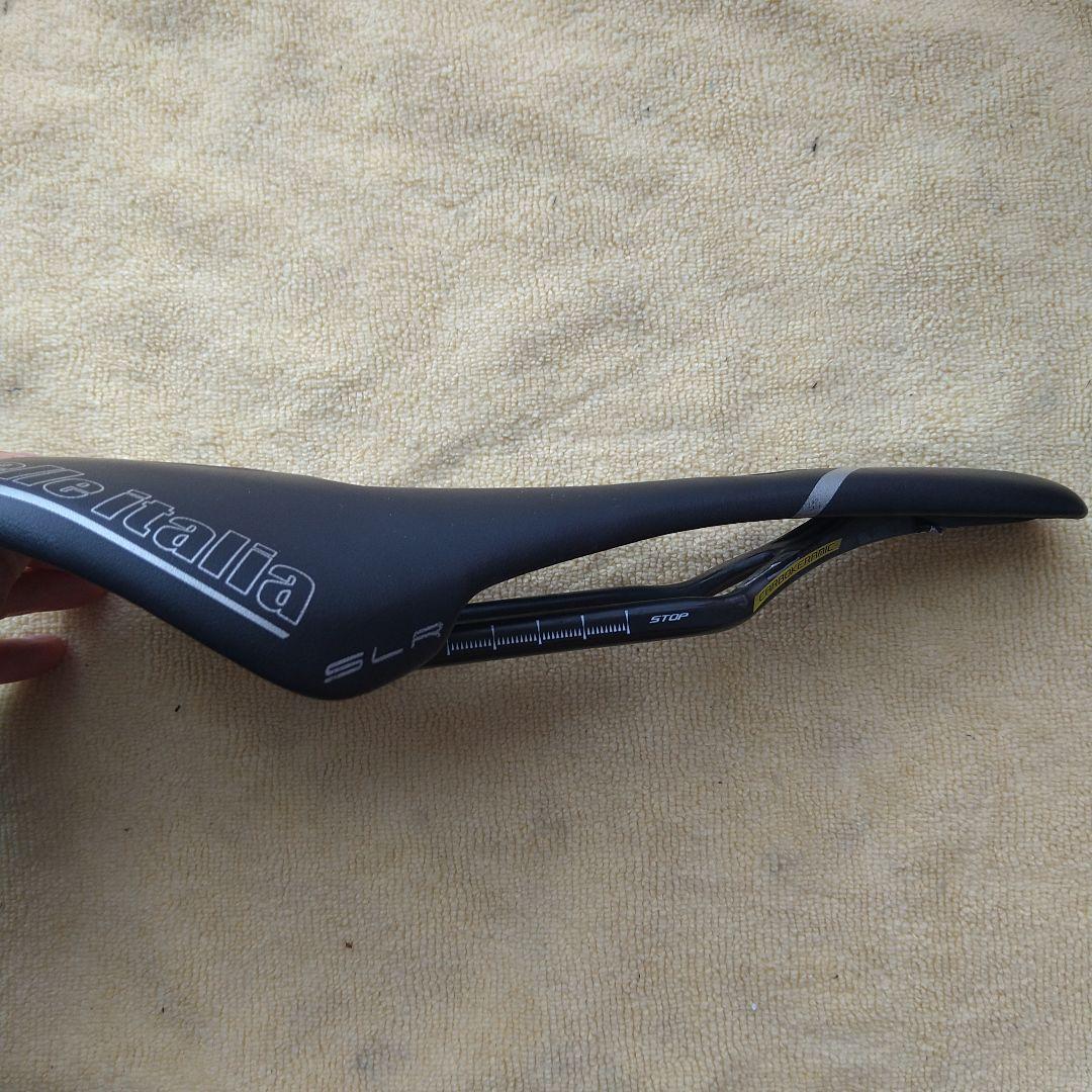 パーツ Selle Italia SLR Kit Carbonio Flow