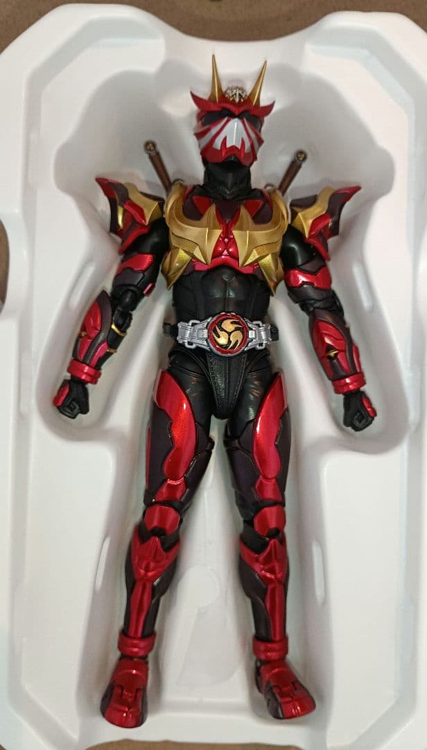 希少　早い者勝ち　真骨彫製法　仮面ライダー装甲響鬼　アームド響鬼　最終値下げ