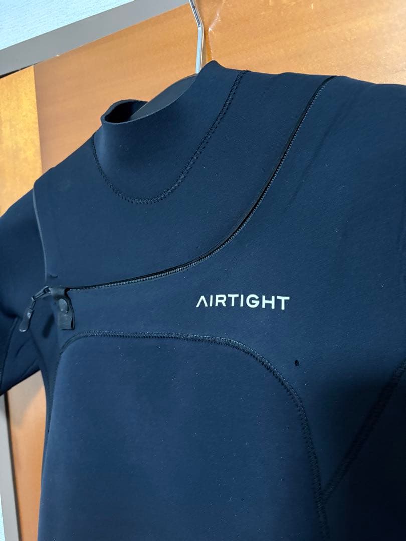 AIRTIGHT ブラック シーガルウェットスーツ
