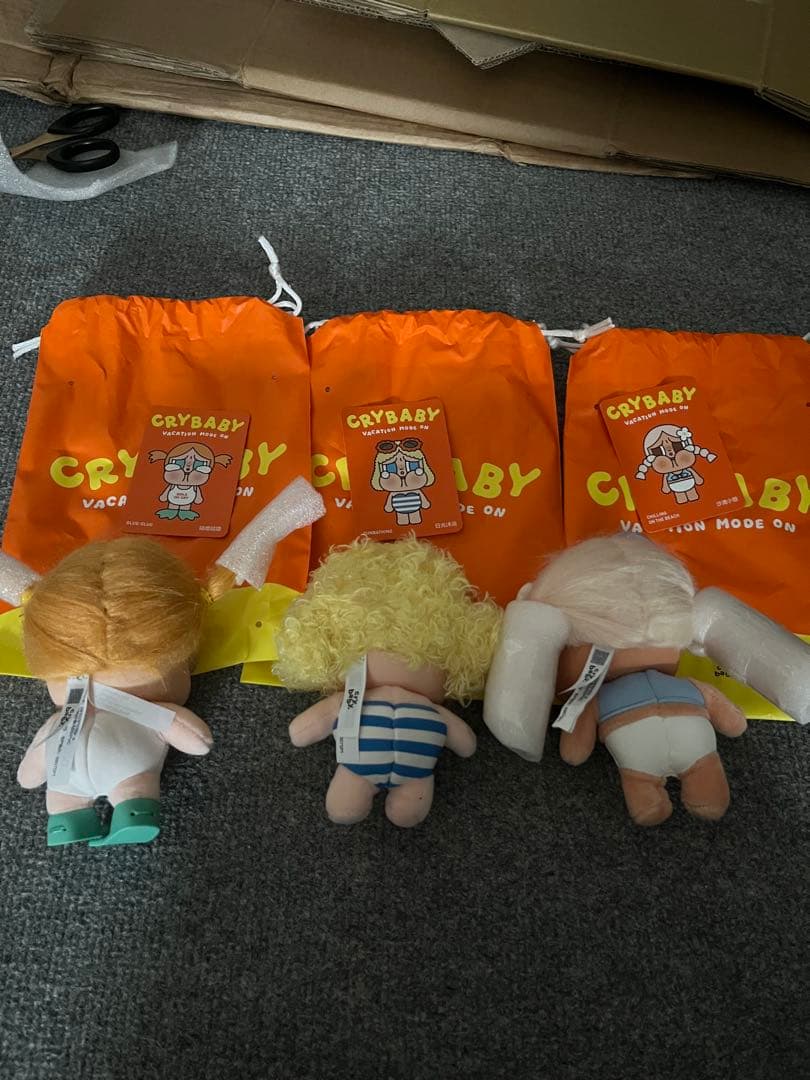 CRYBABY クライベイビー VACATION MODE ON