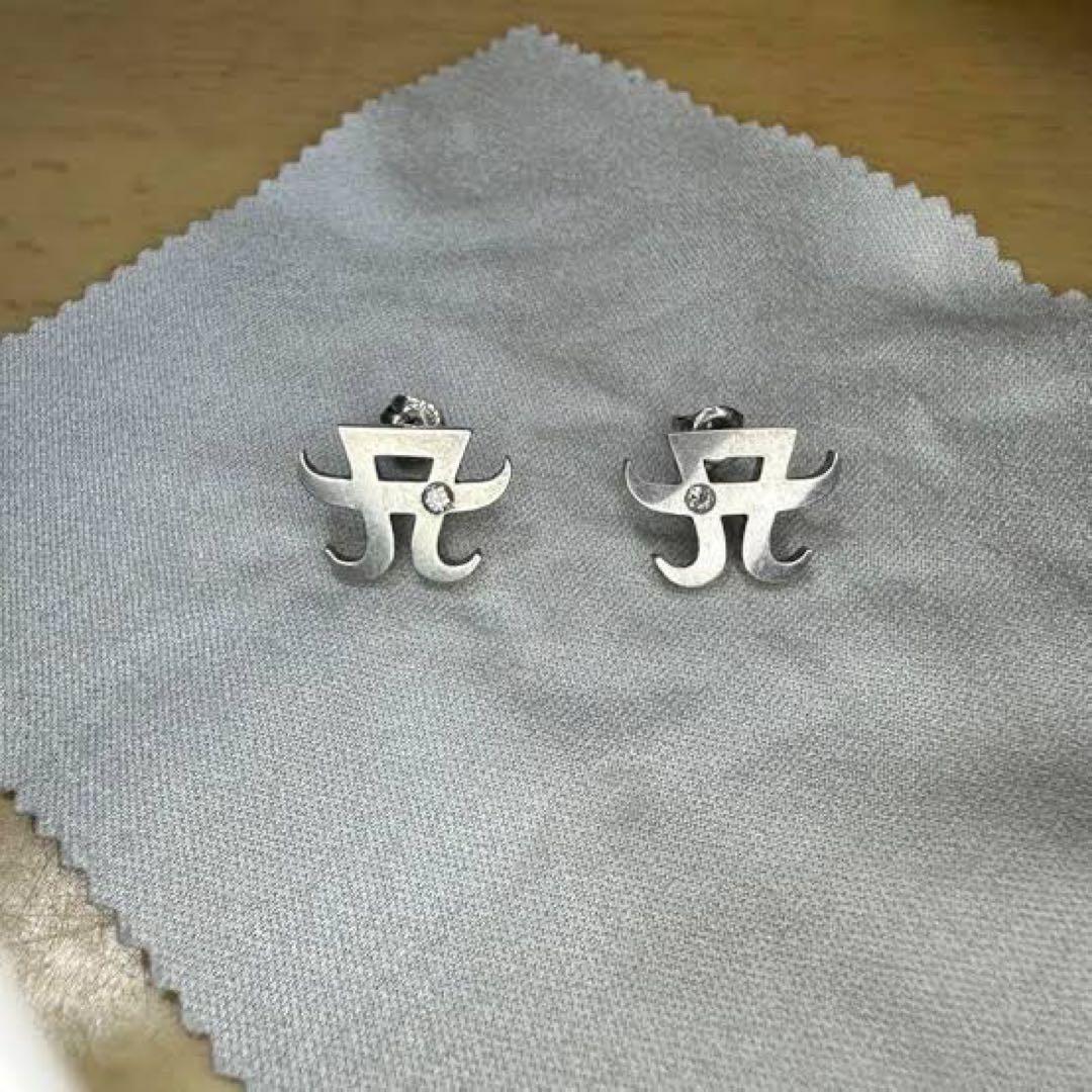 【公式】数量限定生産、浜崎あゆみ　Aロゴ ピアス アクセサリー