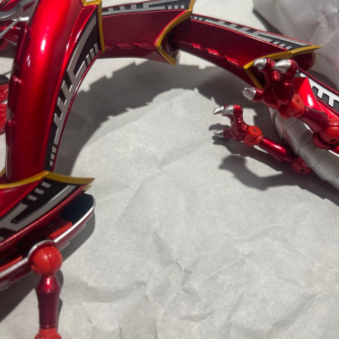 S.H.フィギュアーツ 仮面ライダー龍騎&ドラグレッダーセット