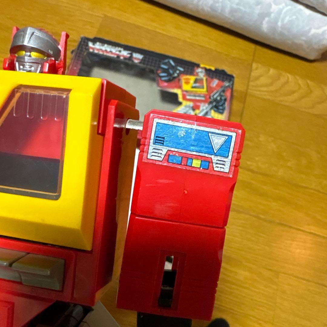 38 トランスフォーマー サイバトロン 通信員 ブロードキャスト