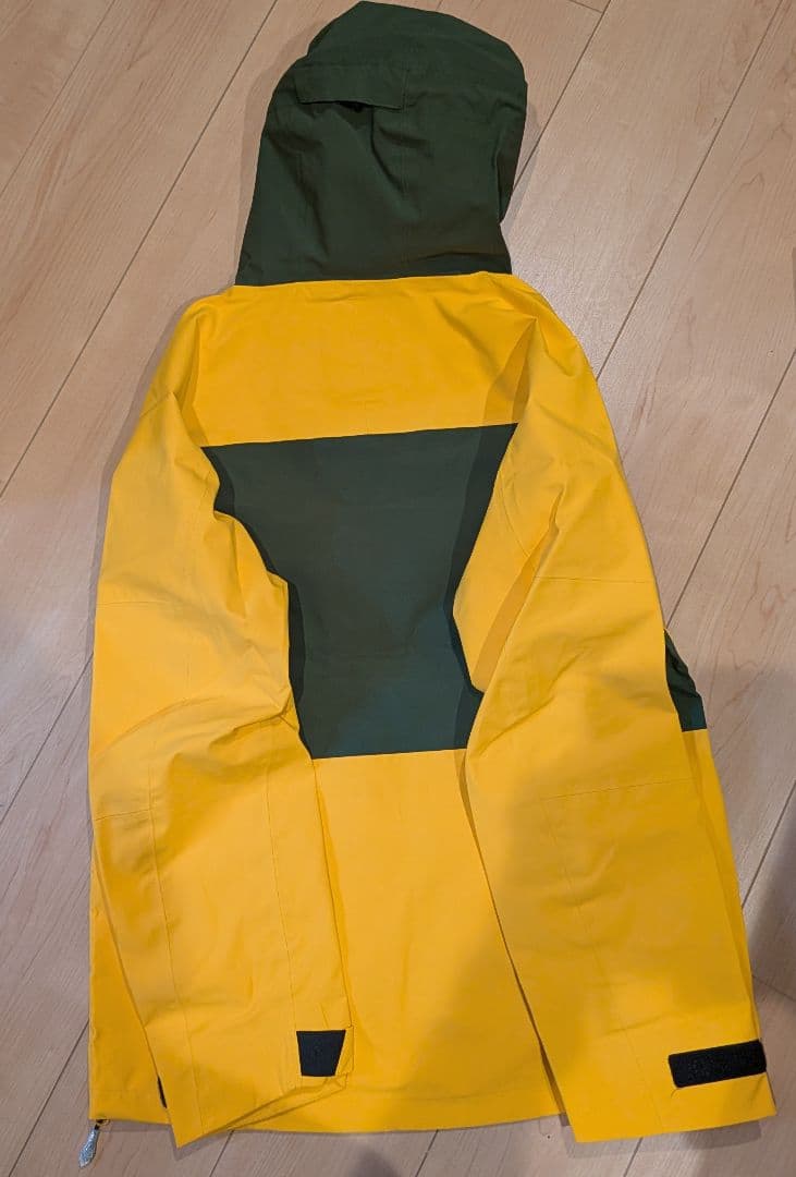 Unfudge SMOKE ANORAK 黄 Mサイズ​（試着のみ）