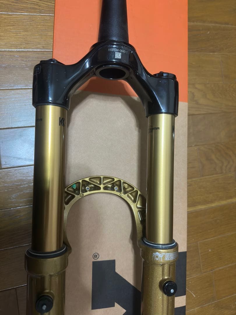 限定モデル　FOX 36 FLOAT GRIP X2 サスペンションフォーク