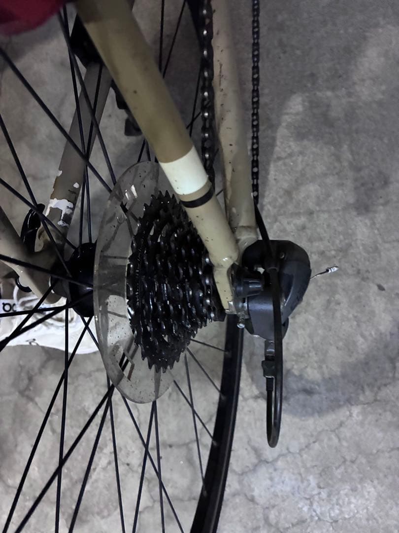 [引き取り限定]日暮里駅近く引き取り限定Louis Garneau ロードバイク