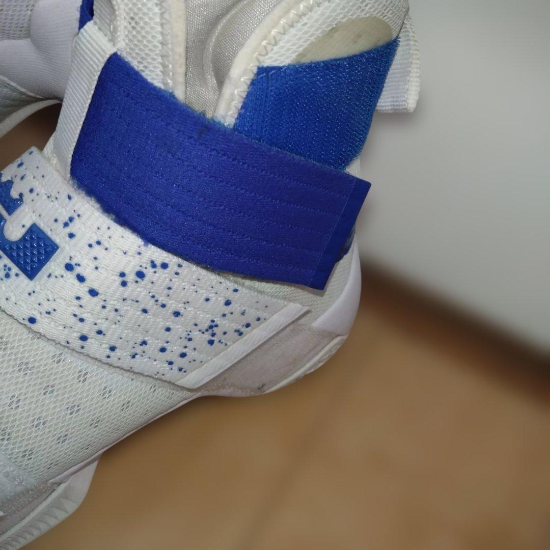 【５％OFF可】NIKE LEBRON SOLDIER10 シューズ 26cm
