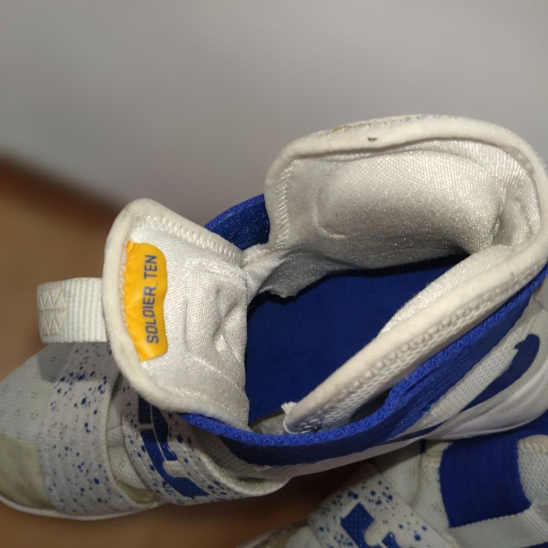 【５％OFF可】NIKE LEBRON SOLDIER10 シューズ 26cm