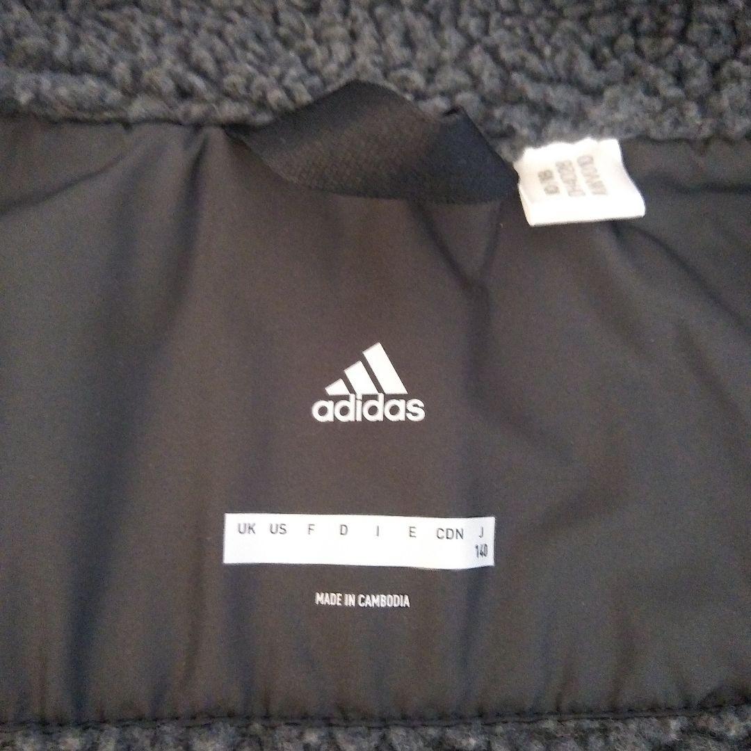 あこさん専用　美品adidas 黒140サイズベンチコート