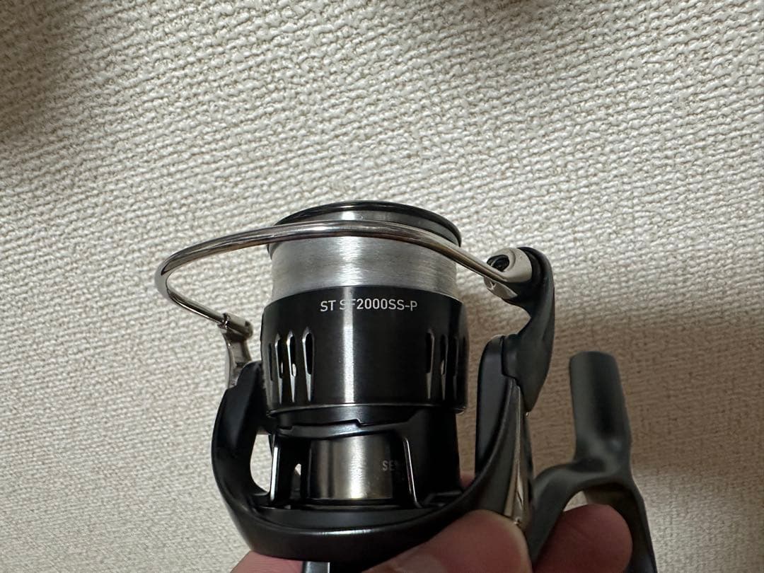 ダイワ　23 エアリティST SF 2000SS-P スピニングリール