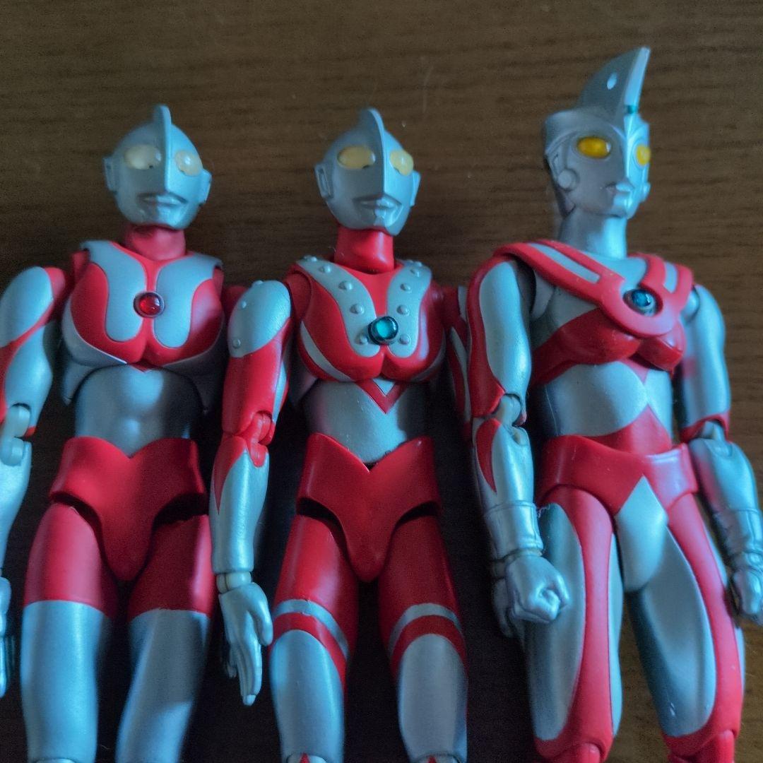 ウルトラマン エース ゾフィー 可動タイプフィギュア3体