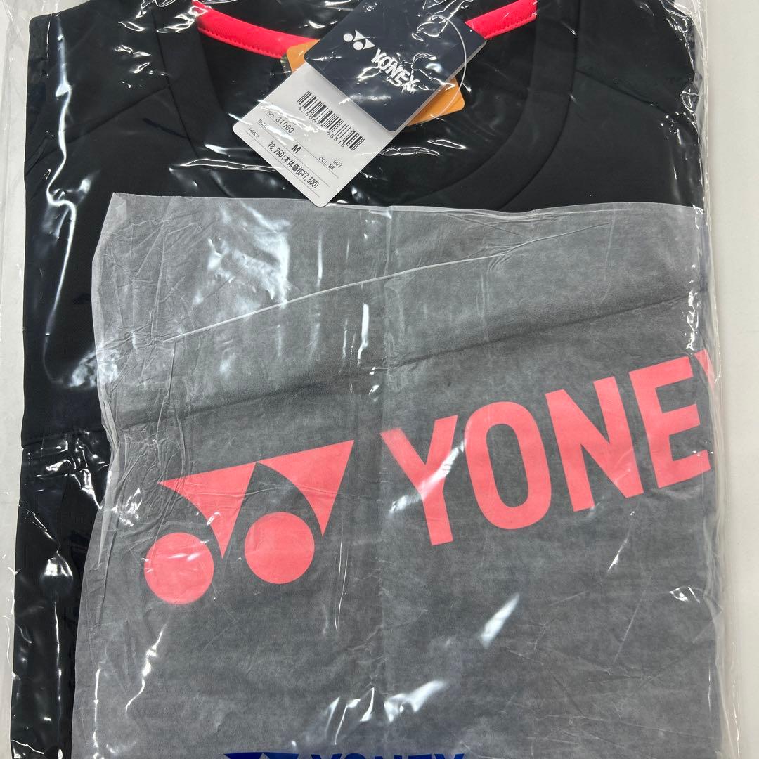 Mサイズ　31060/007　新品未使用　YONEX　トレーナー